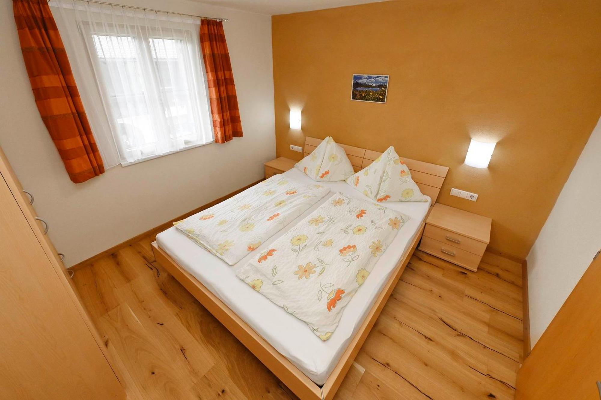 Ferienhaus Schwarzhans Шрунс Екстер'єр фото
